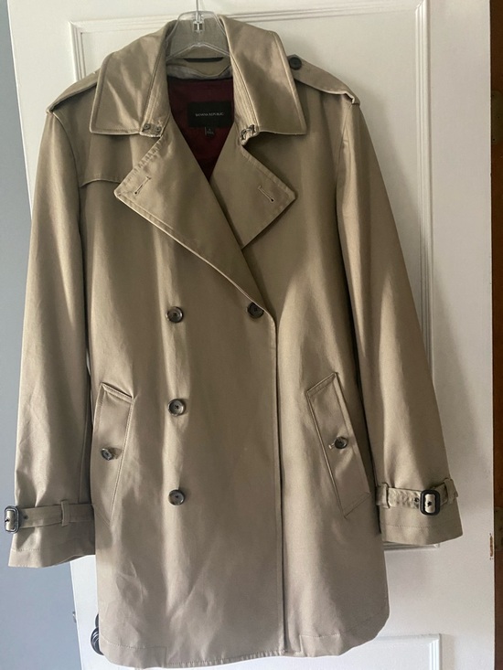 Banana Republic Other - Banana Republic Khaki Trench Coat with Belt and removable liner